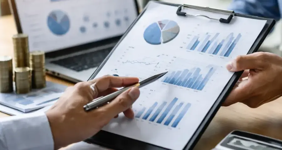 How Offshore Teams Reduce Costs and Operational Risks